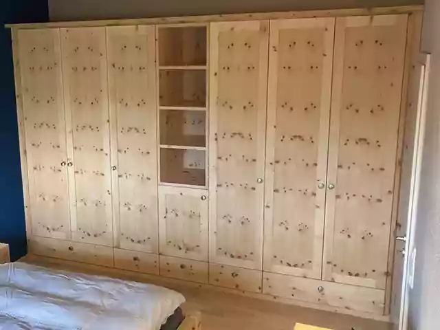 Zirbenholz Möbel